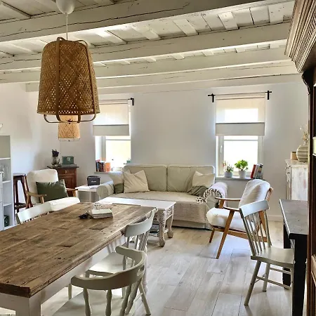 Kiskacsa Nyulontul Διαμέρισμα *